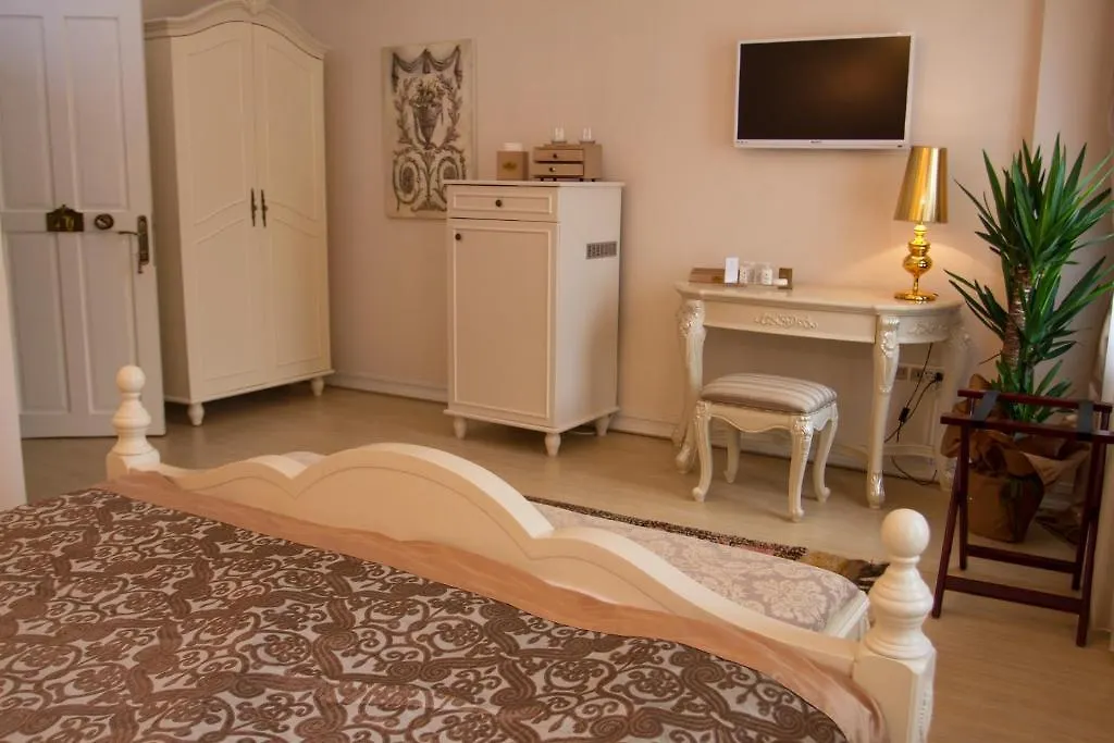 אנטליה Lavin Suites Hotel