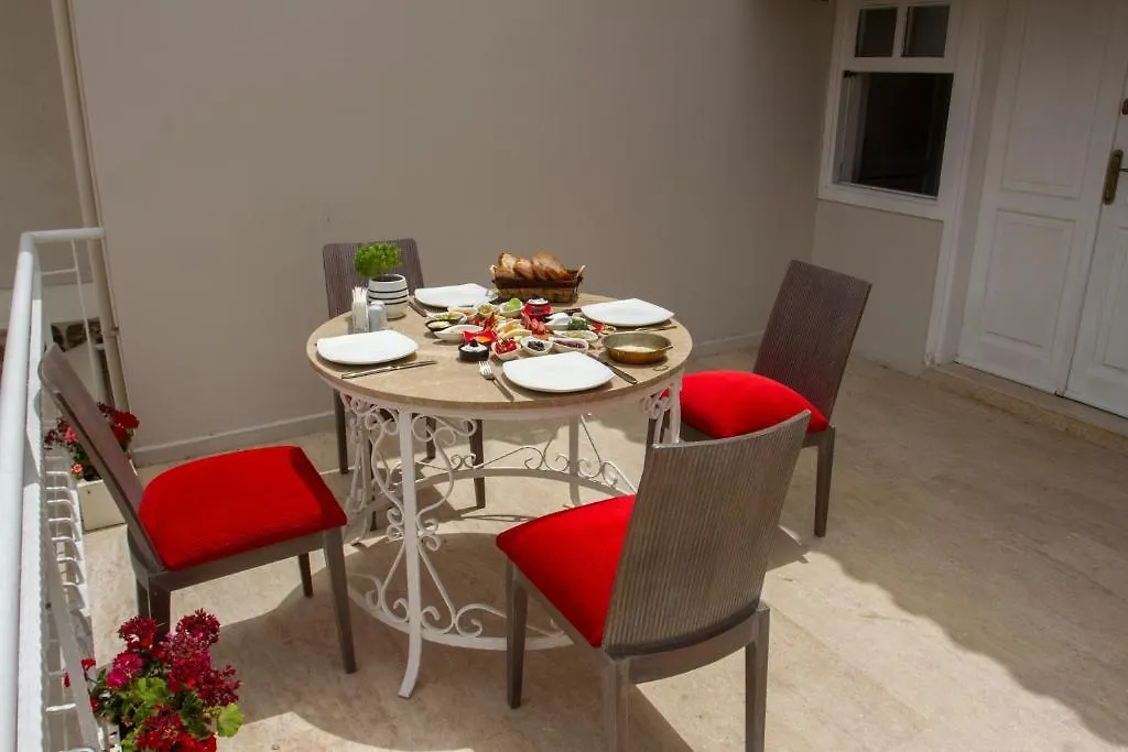 אנטליה Lavin Suites Hotel